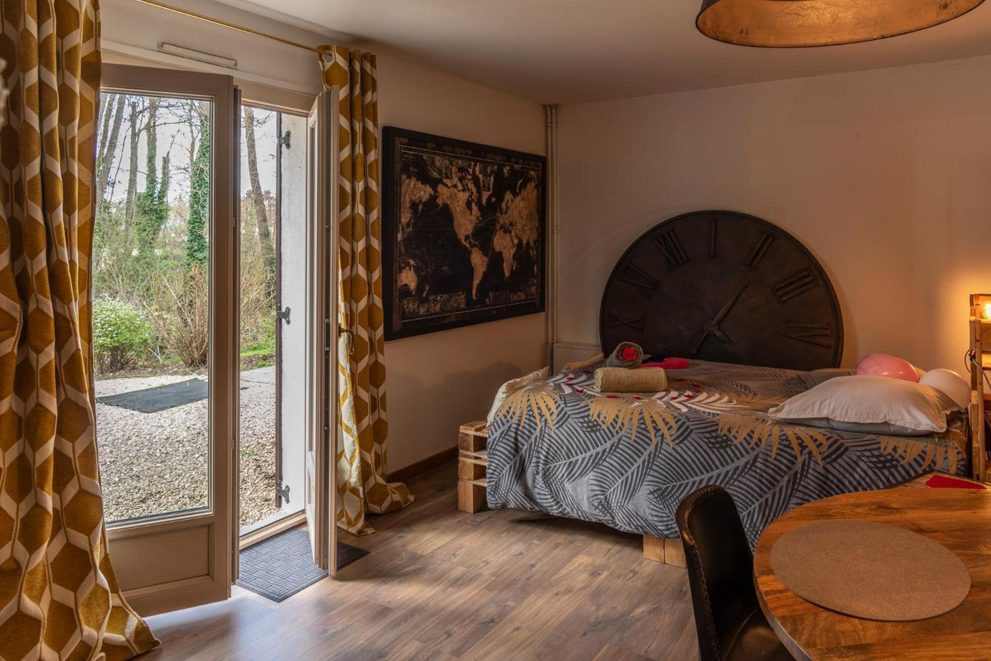 Au Calme Absolu chez Nicolas Chambre calme complet Lindry Exterior foto